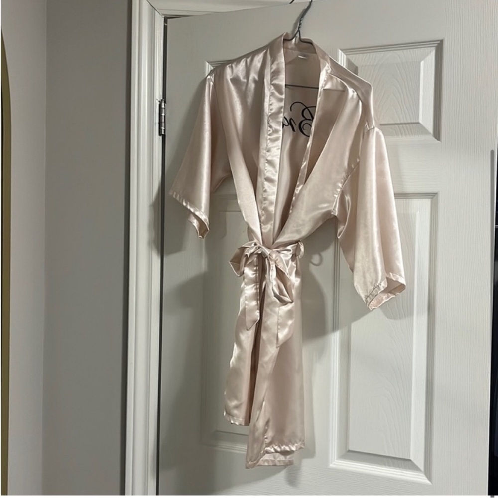 Bridal Robe - Picture 4 of 5